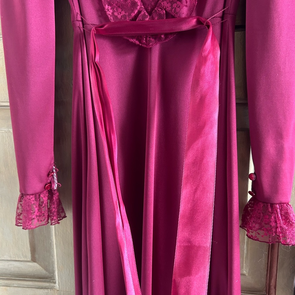 1970s Vintage Union Label Ruffle Maxi Dress - Picture 4 of 7